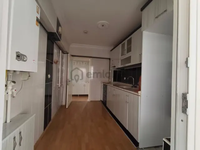 Yılmaz Gayrimenkulden Kıralık 3+1 Ful Yapılı Yuksek Gırıs Masrafsız Geniş Kullanışlı Temiz Daire 1
