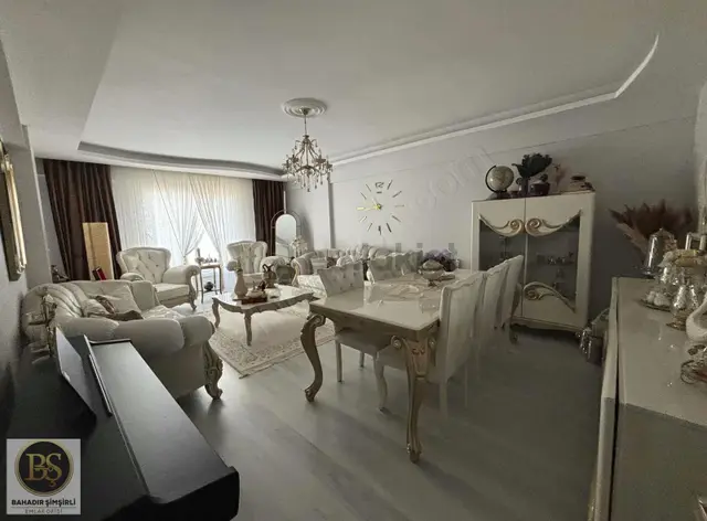 Hisar Parkı Karşısı Satılık 160 M² 3+1 Daire 2
