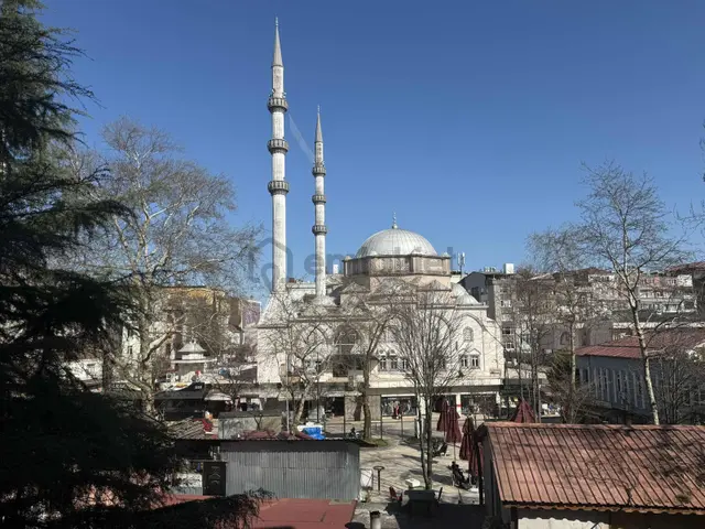 Revizyon'dan Merkezi Konum, Modern Tasarım **ofisler** 1