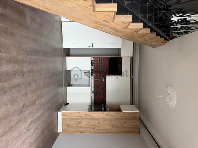 Cumhuriyet Mahallesinde Teraslı Dubleks Daire 1