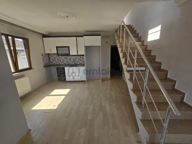 Deluxe 26 ' Dan Genç Binada Teraslı Balkonlu 2+1 85 M2 Dublex 1