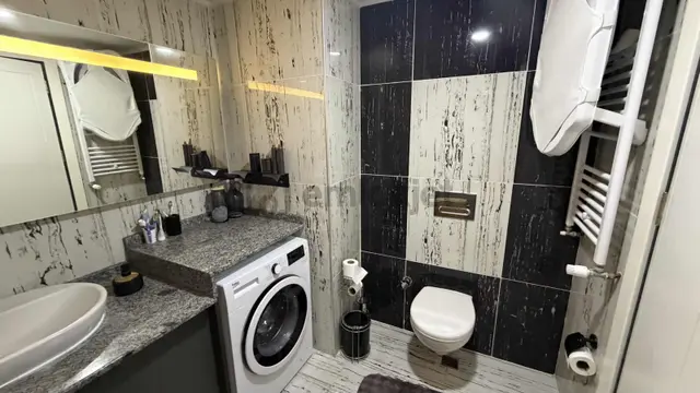 Yeşilyurtta Prestijli Sitede 150 M² Lüks 4+1 | 7/24 Güvenlik 2
