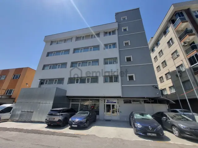 Truva Gayrimenkul'den Eşyalı Caddeye 4 Bina 400 M2 Ofis Katı 1