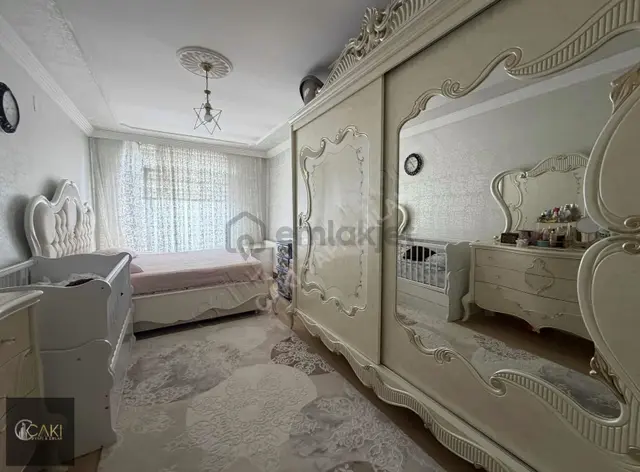 Çakı Yapı Emlak 4+ 1 Daire 2
