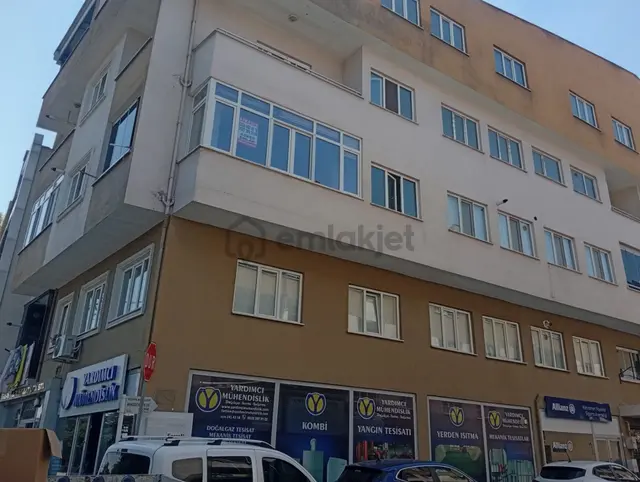 Asker Emlak'tan Fethiye Mah Kiralık 3+1 150m2 Kiralık Daire 2