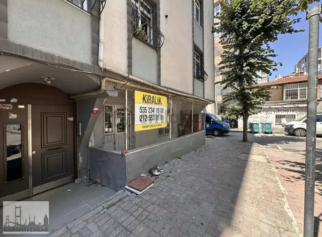 Ulubatlı Hasan Cad Onur Market Sokağında Kiralık 2+1 1