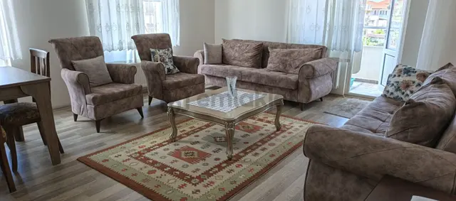 Karasu Yalı Mahallesi Satılık 3+1 Geniş Ve Eşyalı Daire Yalı Mahalesi Denize Yakın Eşyaı (3+1)satılı 1
