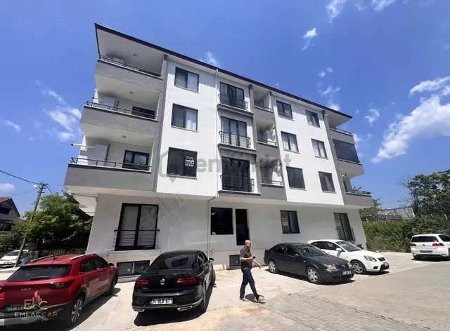 Çarşı Merkezde ( Ünivetsite Karşısı Kiralık Daire) 1