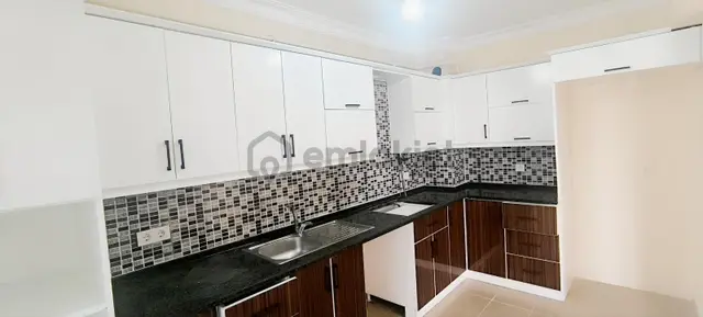 Edis Emlak Birol Acar"dan İshaklı Mah. Kiralık 150 M2 4+1 Daire 2