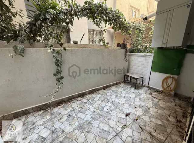 Atakul Gayrimenkul-uçanyol Yakını 2+1 Bahçeli Doğalgazlı Daire 2