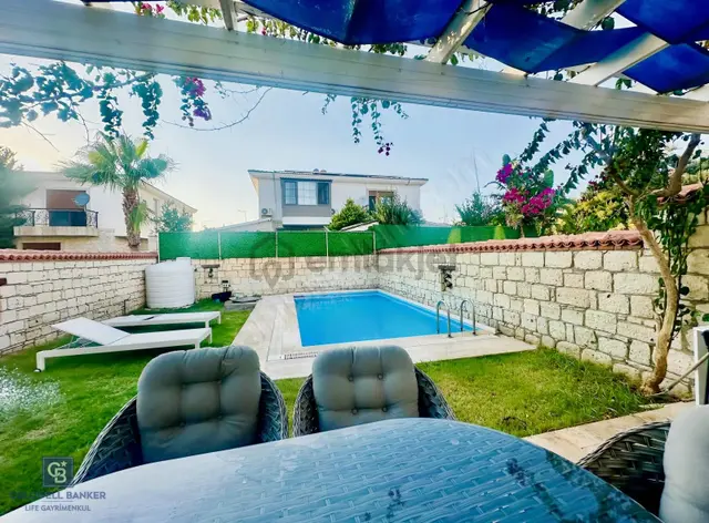Taş Konsept Bahçeli Lüks Villa 1