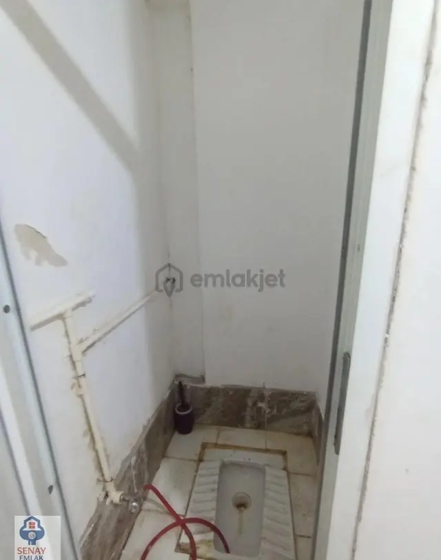 Çukurova Mahfesığmaz Mahallesi Kenan Evren Semt Pazarı Yakını Kiralık 22 Metrekare İşyeri 2