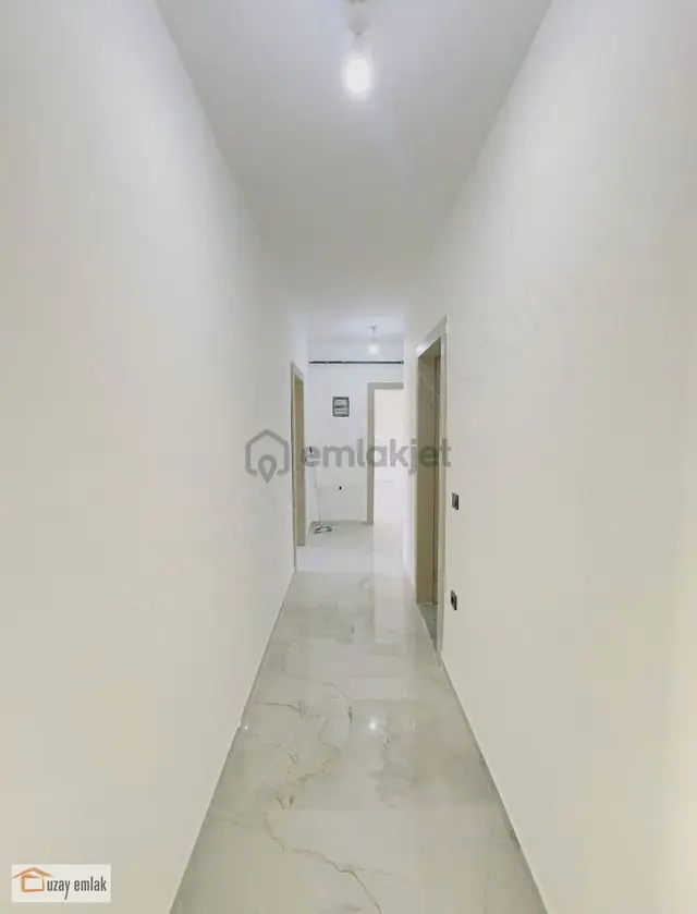 Milas Cumhuriyet Mahallesi Kiralık Sıfır 3+1 Ara Kat Daire 2