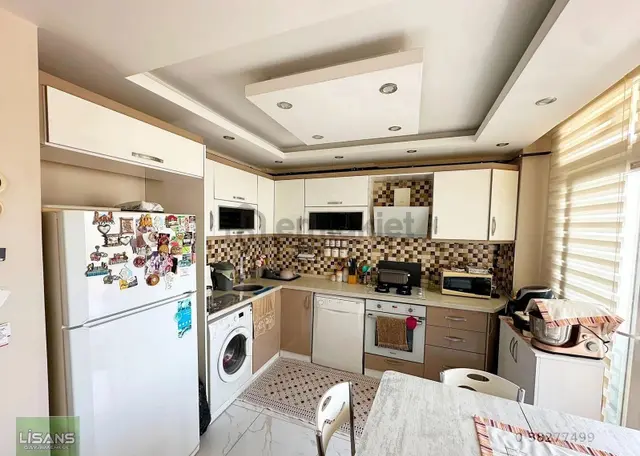 Kenan Evren Avrupa Hastanesi Civarı 9 Yaşında Bina Lüx 3+1 Cazip Daire 1