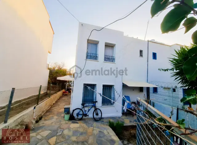 Bodrum Gümüşlük Merkez Satılık Bahçeli 3+1 Ev 2