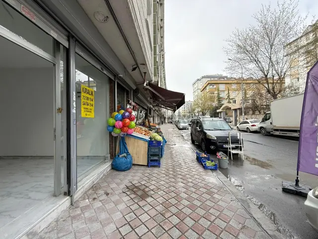 Esenyurt Bağlarçeşme'de Geniş Cepheli Kiralık Dükkan 2