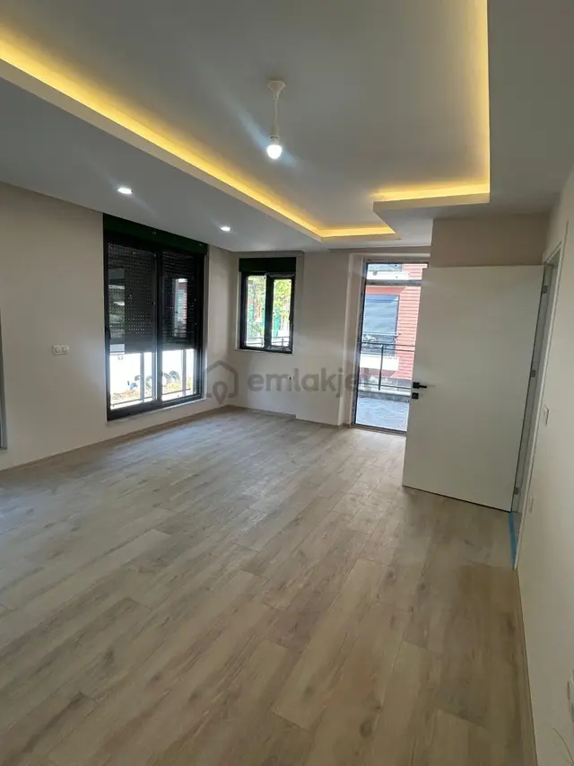 Özçelebi'den Aksu Macun'da Geniş Havuzluayrı Mutfaklı 2+1 Daire 1