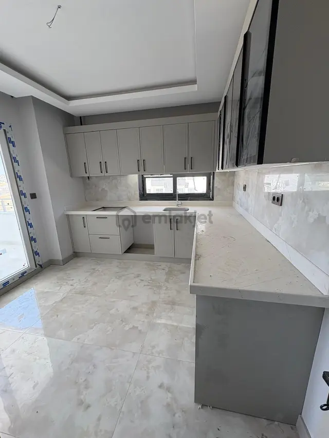 Kabasakal’da Prestijli Yaşam! Sıfır 3+1 Lüks Kiralık Daire 2