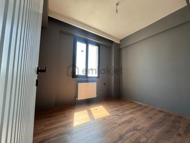 Yeni Rota'dan Üniversite Yakını 2+0 Satılık Daire 2