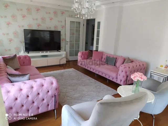 Hürriyet Mahallesinde Ebeveyn Banyolu 3+1 Kiralık Daire 2