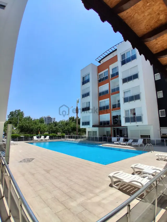 Konyaaltı Hurmada Havuzlu 1+1 Eşyalı Kiralık Daire