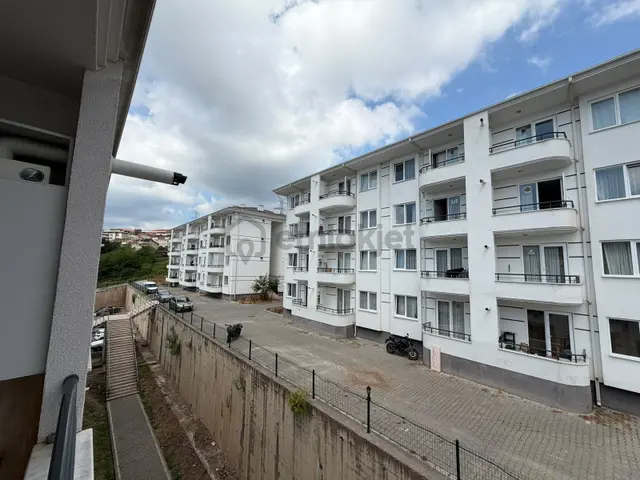 Serdivan 1+1 Eşyalı Kiralık Daire Fatura Dahil Re/max Ay 2