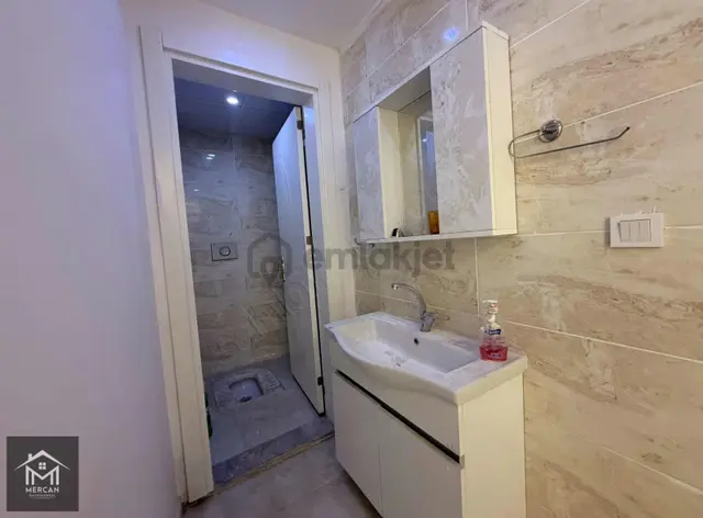 Mercan'dan Adalet Parkı Altı 240 M2 Satılık Fırsatt Daire !! 2