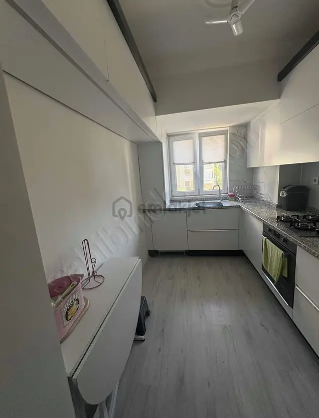 Mert Emaktan 15 Temmuzda İçi Ful Yapılı 3+1 Satılık Daire 1