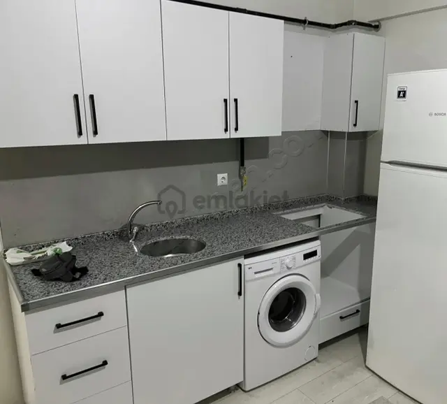 Sürsürü Mahallesi İmamı Azam Yakını 1+1 Eşyalı Kiralık Daire 2