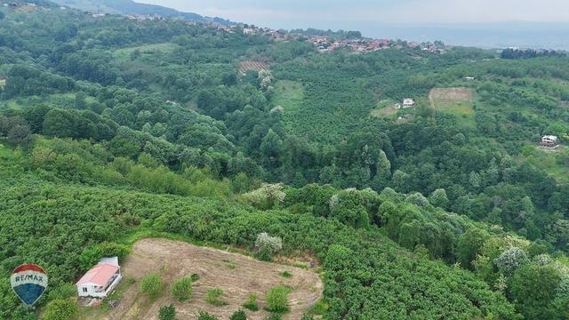 Remax Mavi Murat Gençler'den Serdivan Çubuklu Yatırımlık Arazi 1