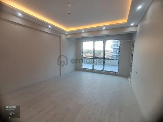 Ekşioğlundan Tekirdağ Süleymanpaşa Atatürk Mah Cadde Üzeri Satılık 2+1 Daire