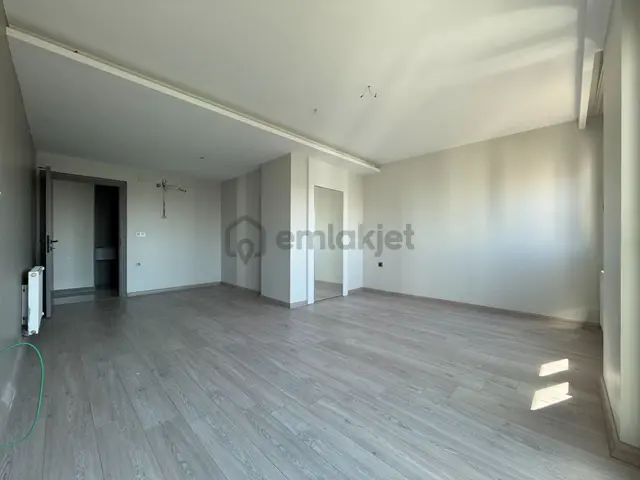 Medline Karşısı 3+1 125 M2 Kat Mülkiyetli-güvenlikli Kiralık Daire 1