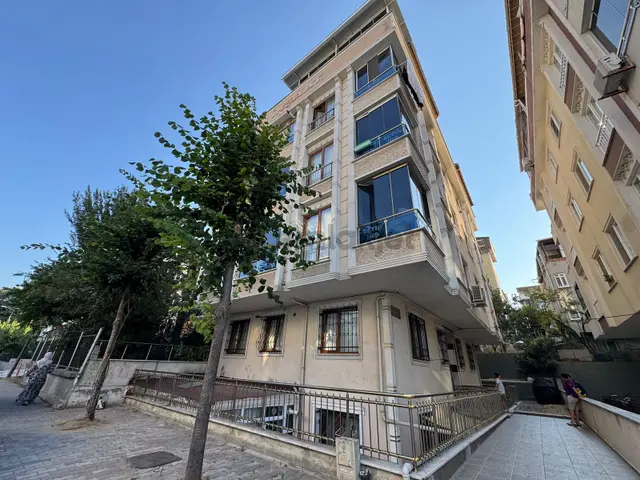 Beylikdüzü Yakuplu Da Kiralık 3.kat 2+1 Daire 1
