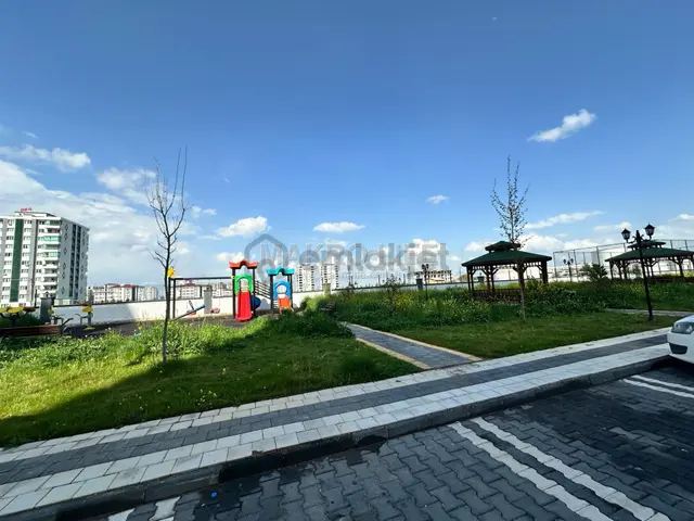 Yenişehir Araştırma Yol Üstünde 2+1 Acil Satılık Daire 2