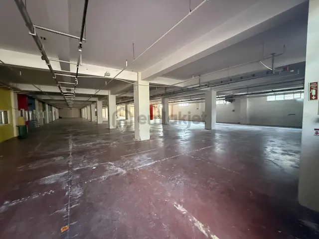 Kiralık Sancaktepe 3000 M2 Tek Parça Depo & Üretim Tesisi