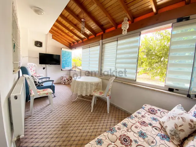 Ay Emlak'tan Öğretmenler'de Kendine Ait Bahçeli Muhteşem Konumlu Satılık 4+1 Yazlık Villa 2