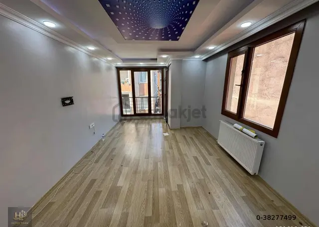 Home Park'tan Yeni Bina'da Ön Cephe 2+1 Kiralık Daire 1