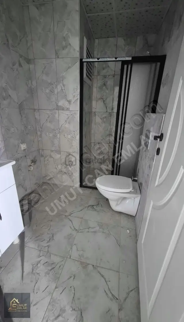Yatırımlık İskanlı Hasarsız Krediye Uygun 1+1 Satılık Daire 2