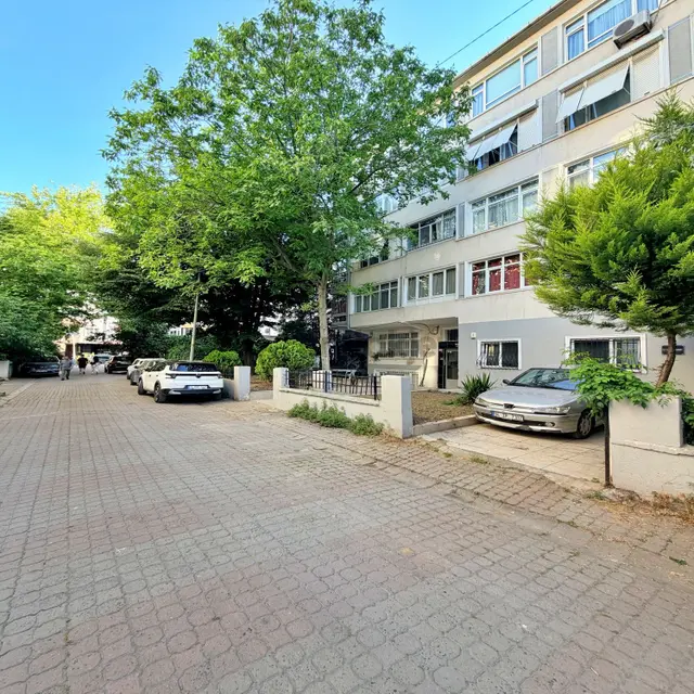 Bakırköy Kartaltepe Mah'de Merkezi Konum Satılık 2+1 Daire 1
