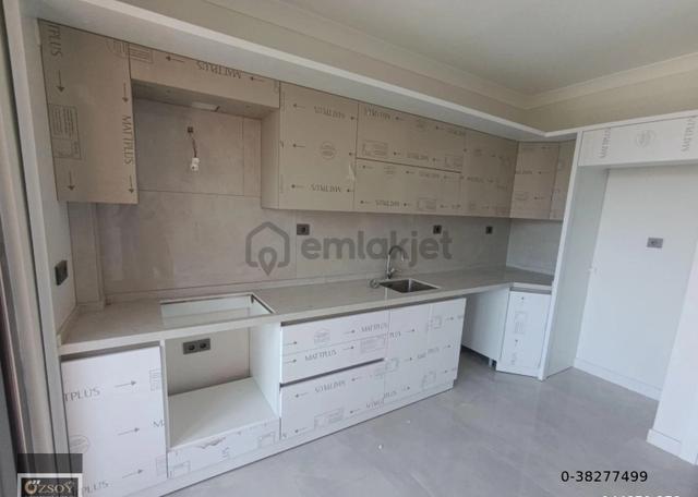 Burhaniye'de Merkezi Konumda 2+1 Satılık Sıfır Daire 2