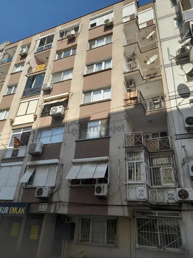 İzmir Konak Üçyol Atila Mah De 2+1, Asansörlüsatılık Daire 1
