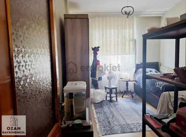 Bağcılar Yürüyüş Yolunun Dibinde 2+1 Satılık Daire 2