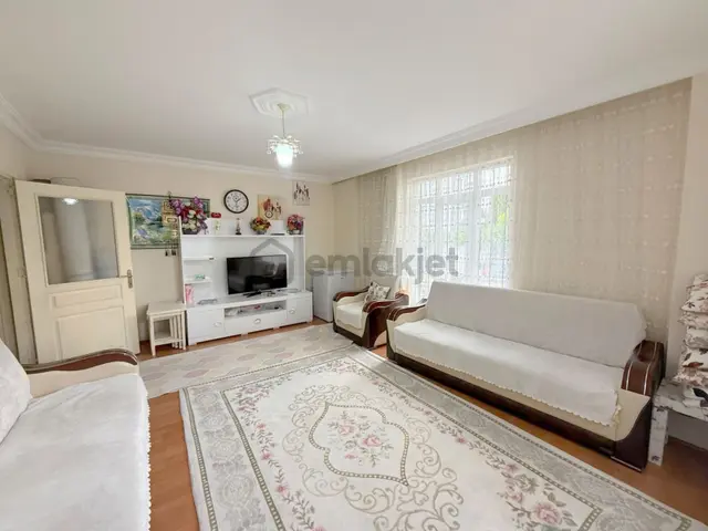 Mertcan'dan Cadde 2dk Metro 9dk İskanlı Balkonlu 3+1 Daire 2