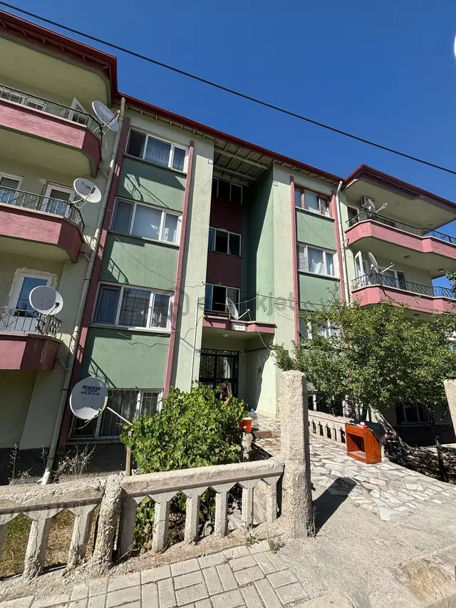 Me-ka Group"tan Nazmisaatçi Mah 3+1 Kiralık Daire 1