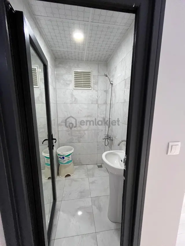 Yeni Hastane Bölgesi 3+1 Satılık Geniş Ferah Daire 2