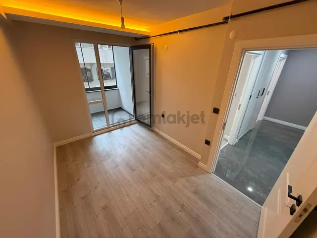 Zaferyapıdan Satılıksıfır 1.kat 3+1 115m2 Tranvayayakın Cebecimh 2