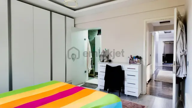 Yiğitler Mh. 3+1 Ebv Banyo 3 Cephe 3 Balkon 160 M2 Masrafsız 2