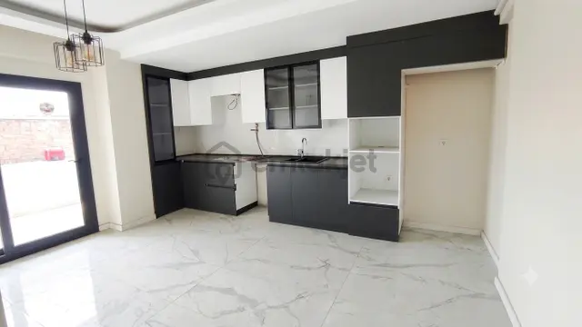 Mimar Sinan Caddesinde Lüks 3+1 Sıfır Ebeveyn Banyolu Daire 1