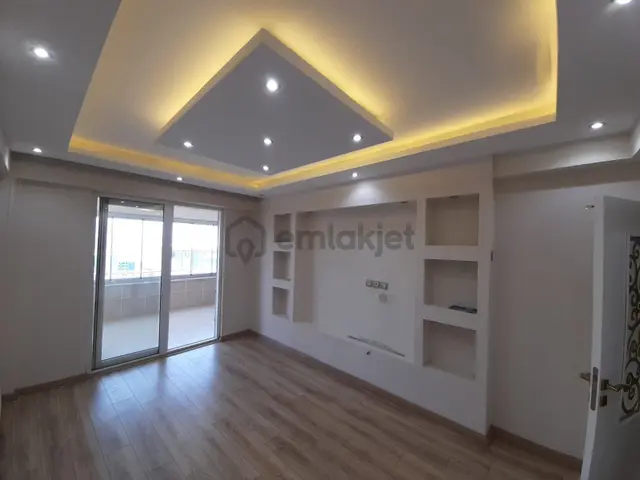 Maraşpark Civarı Kiralık 4+1 Geniş Ve Ferah Lüks Daire 1