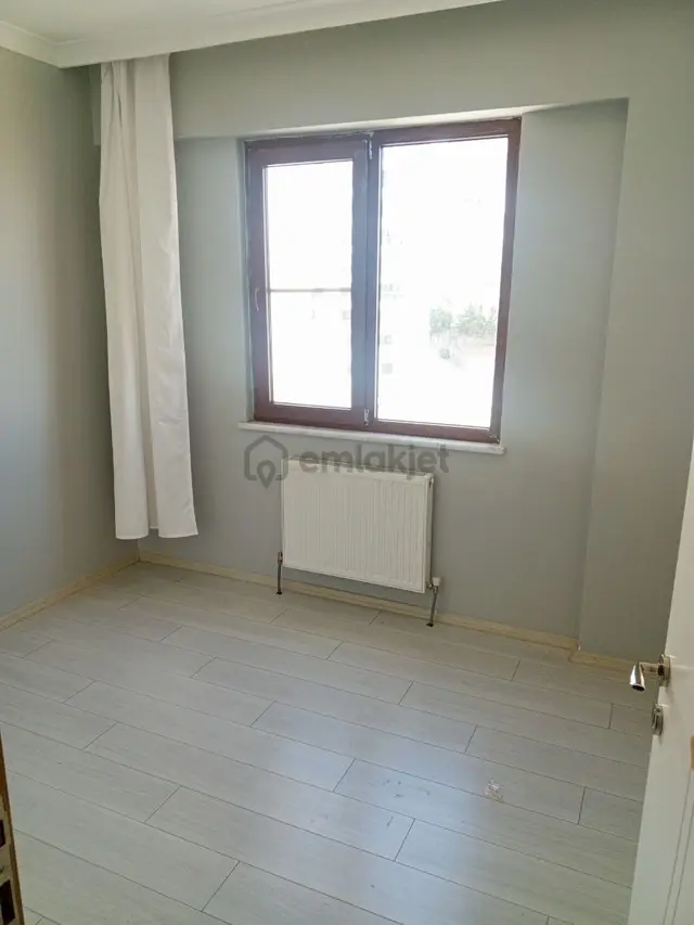 Tapu Müdürlüğü Civarı Kiralık 2+1 Geniş Ve Ferah Daire 2